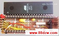ѶAVR